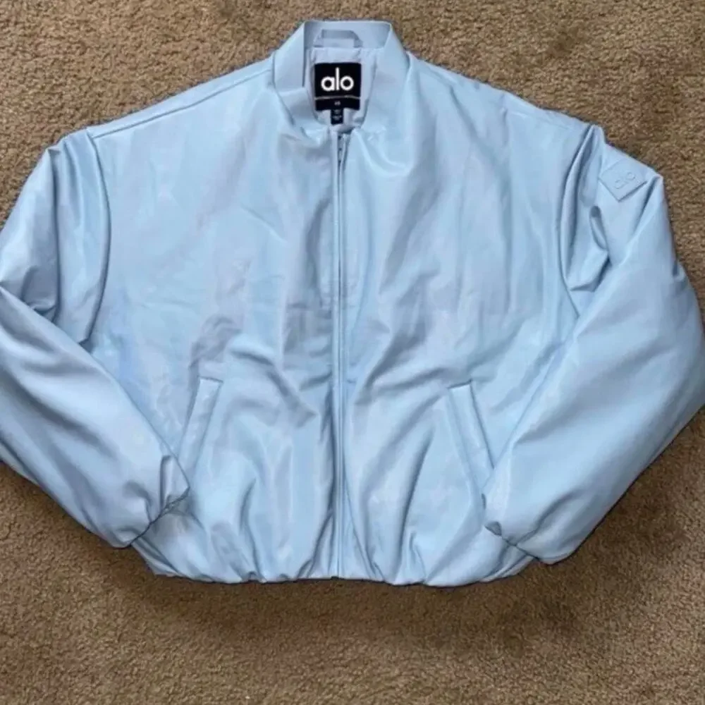 Blue alo yoga faux leather - Picture 4 of 5